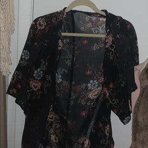 American eagle floral black cardigan kimono